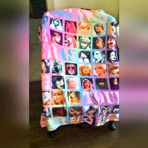 Taylor Swift inspired soft blanket
